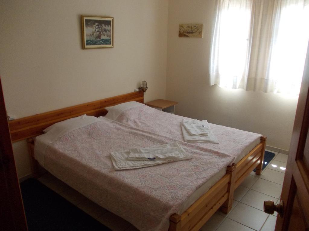 אפיסוס Philippos Apartments מראה חיצוני תמונה