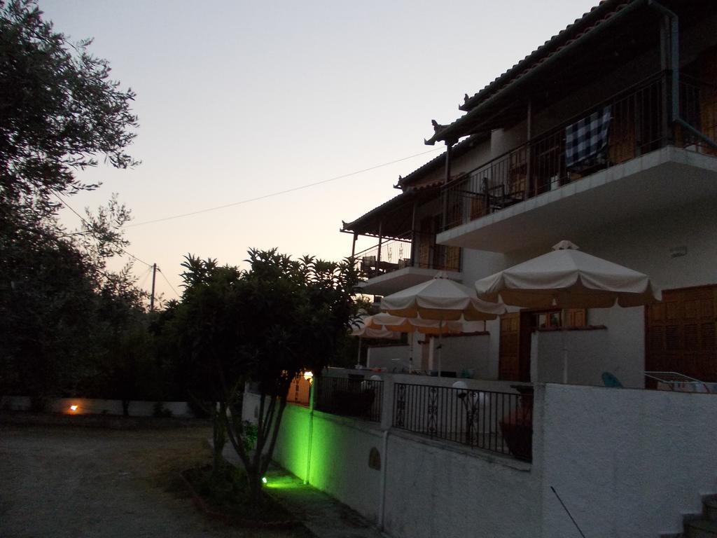 אפיסוס Philippos Apartments מראה חיצוני תמונה